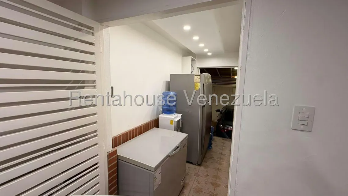 Townhouse (Duplex) en Venta en La Rosa, Miranda - 27