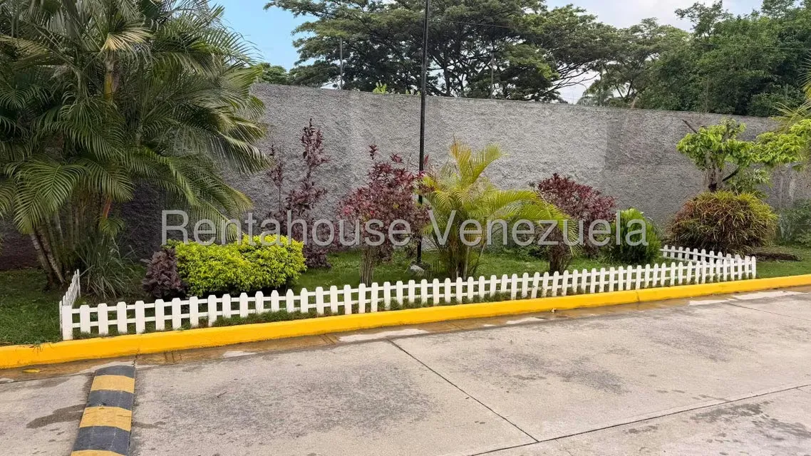 Townhouse (Duplex) en Venta en La Rosa, Miranda - 5