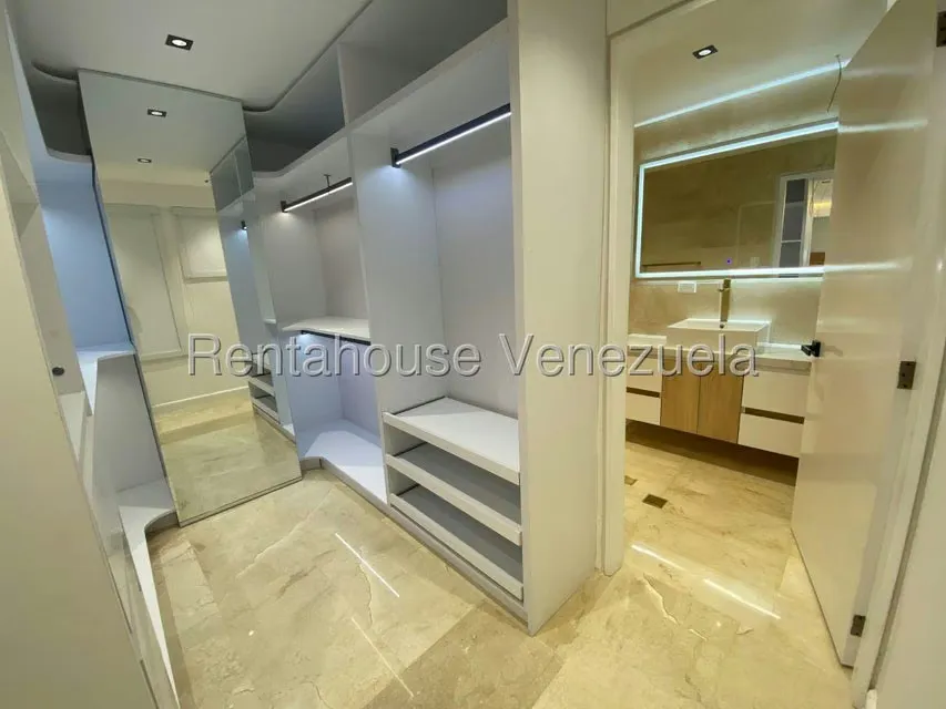 Apartamento (1 Nivel) en Venta en Altamira, Distrito Metropolitano - 21