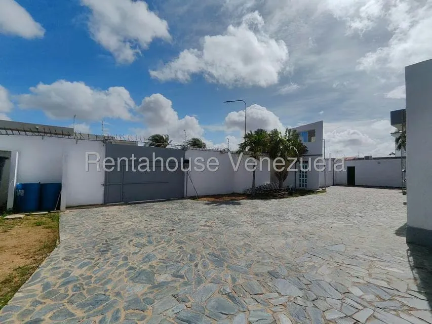 Casa (1 Nivel) en Venta en Judibana, Falcon - 11