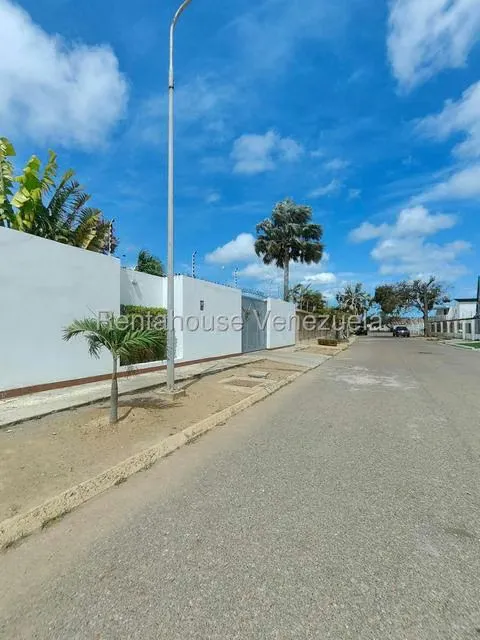 Casa (1 Nivel) en Venta en Judibana, Falcon - 65