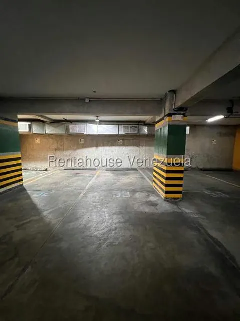Oficina en Alquiler en Zona Este, Lara - 17