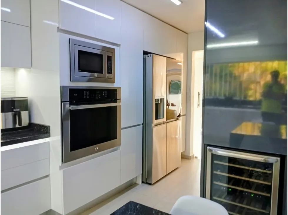 Vendo PB remodelada con vista 395m2 6hab 5b 3p Los Naranjos 0194 - 23