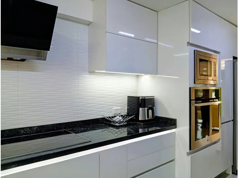 Vendo PB remodelada con vista 395m2 6hab 5b 3p Los Naranjos 0194 - 27