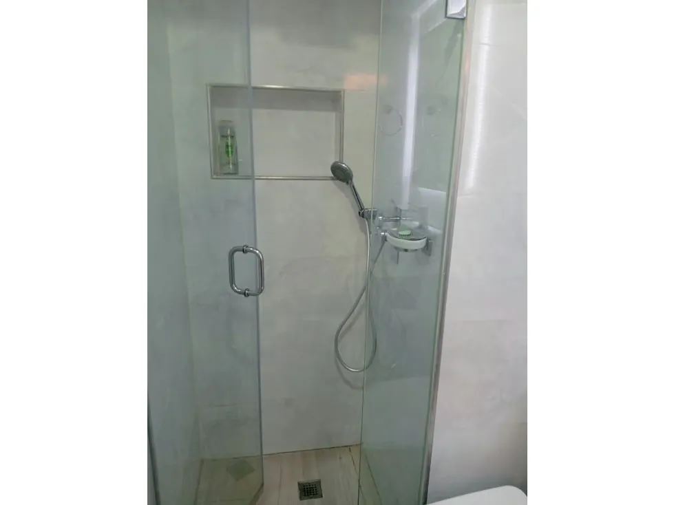 Vendo PB remodelada con vista 395m2 6hab 5b 3p Los Naranjos 0194 - 48