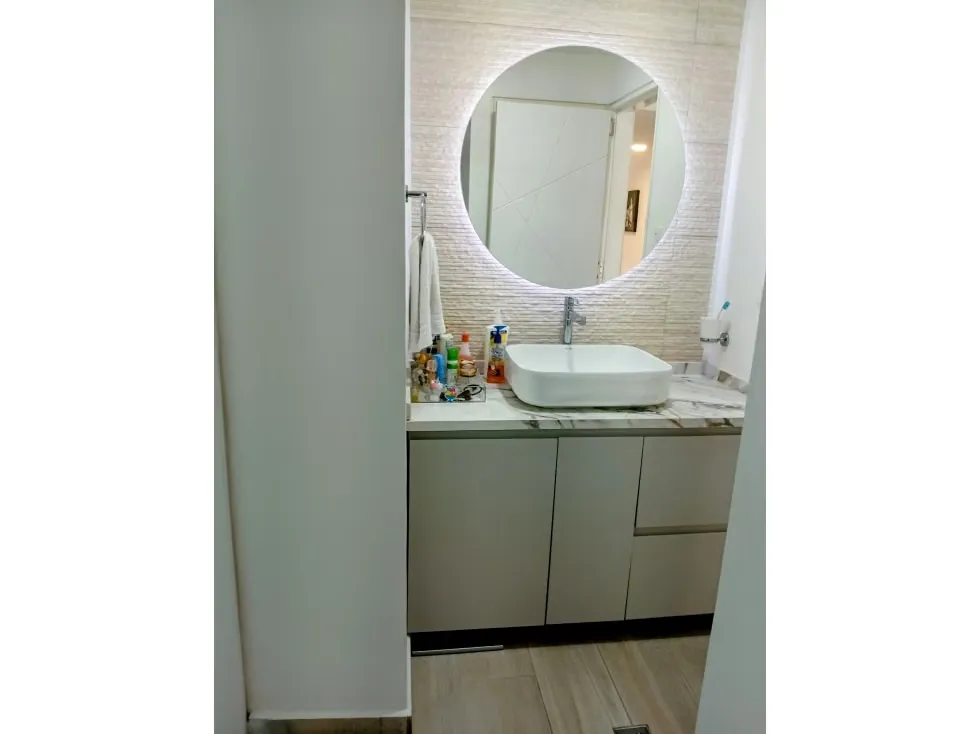 Vendo PB remodelada con vista 395m2 6hab 5b 3p Los Naranjos 0194 - 50