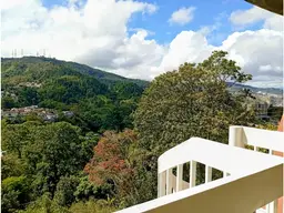 View 10