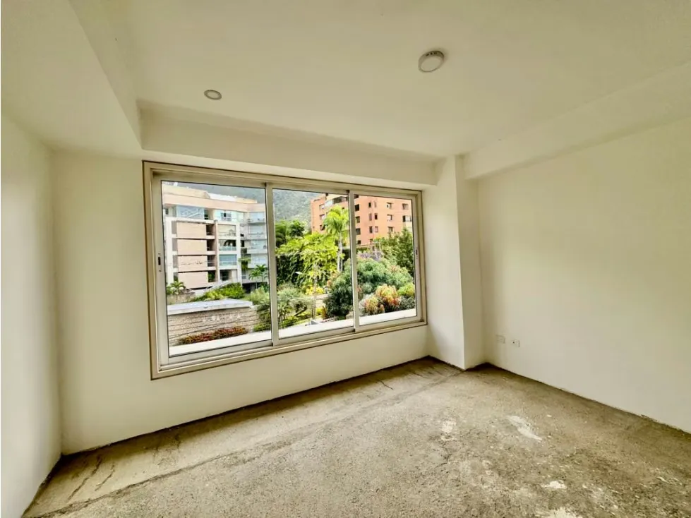 Se vende PH 389m2 4h+s/7b/5b Los Palos Grandes - 18