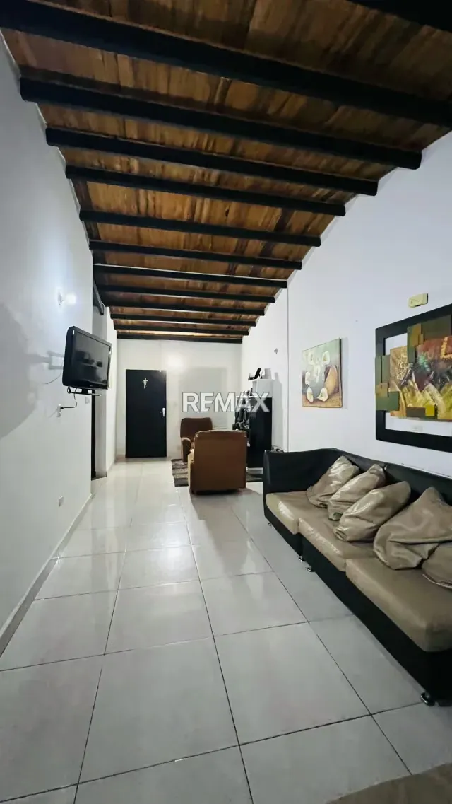En venta casa remodelada en la Urbanización Llano alto, Araure - 3