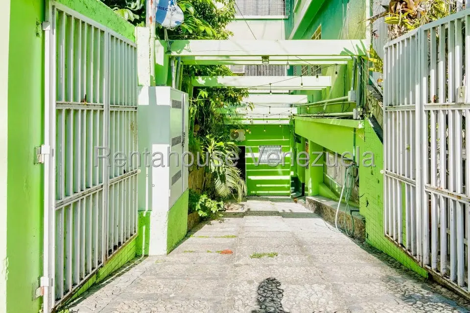 Apartamento (1 Nivel) en Venta en Los Dos Caminos, Distrito Metropolitano - 19