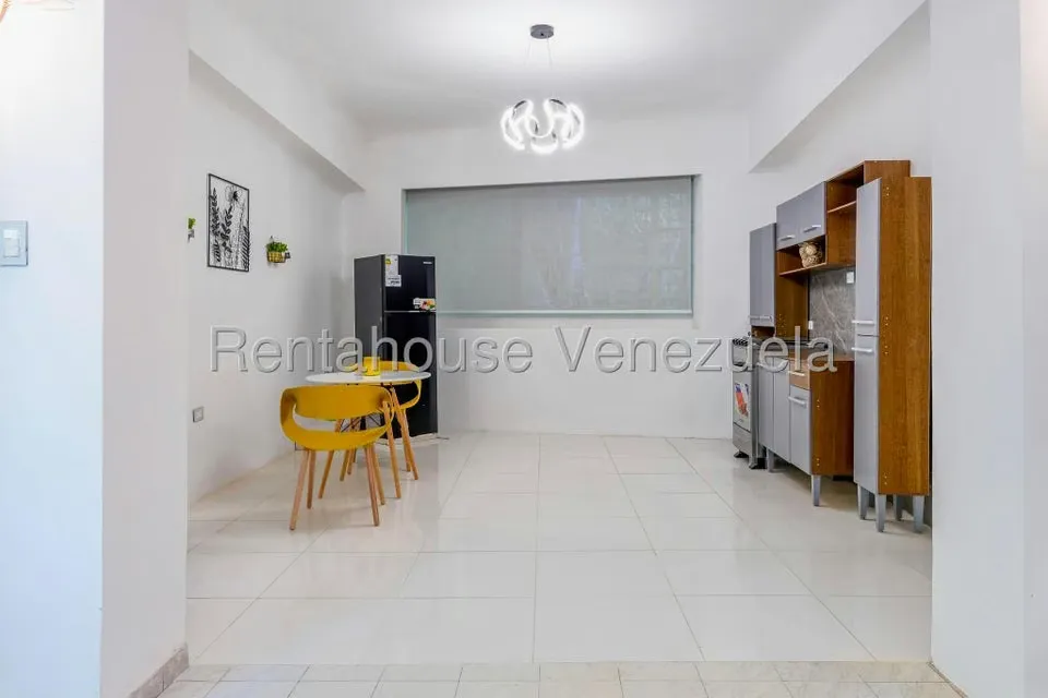 Apartamento (1 Nivel) en Venta en Los Dos Caminos, Distrito Metropolitano - 7