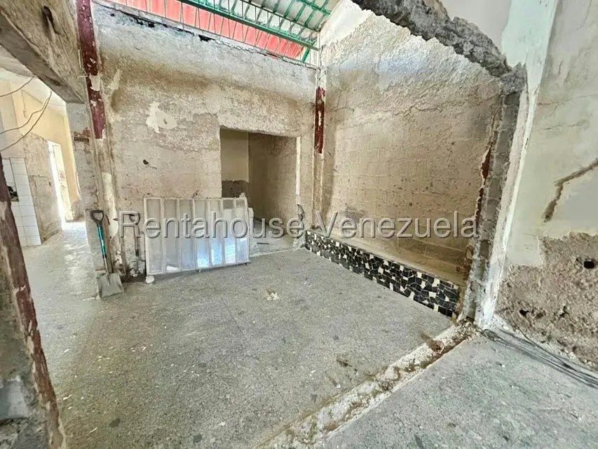 Local Comercial en Venta en Centro, Lara - 5