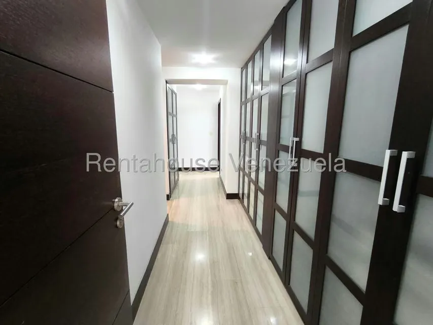Apartamento (Duplex) en Alquiler en Lomas de La Lagunita, Distrito Metropolitano - 27
