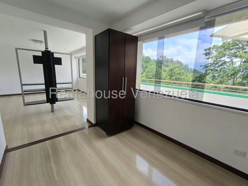 Apartamento (Duplex) en Alquiler en Lomas de La Lagunita, Distrito Metropolitano - 30