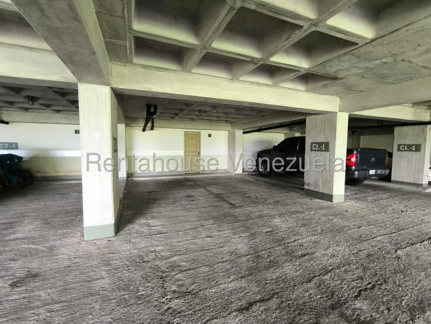 Apartamento (Duplex) en Alquiler en Lomas de La Lagunita, Distrito Metropolitano - 69