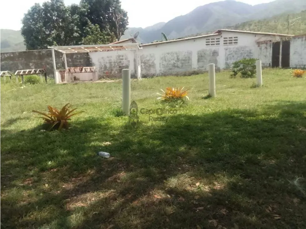 Se vende Terreno en la Cumaca 1764m2 - 4