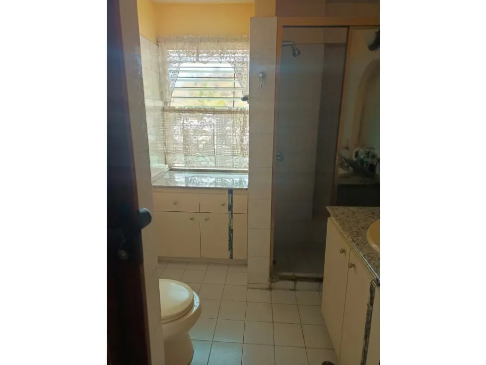 Vendo penthouse 225m2 4h/3b/2p Los Chaguaramos 8901 - 12