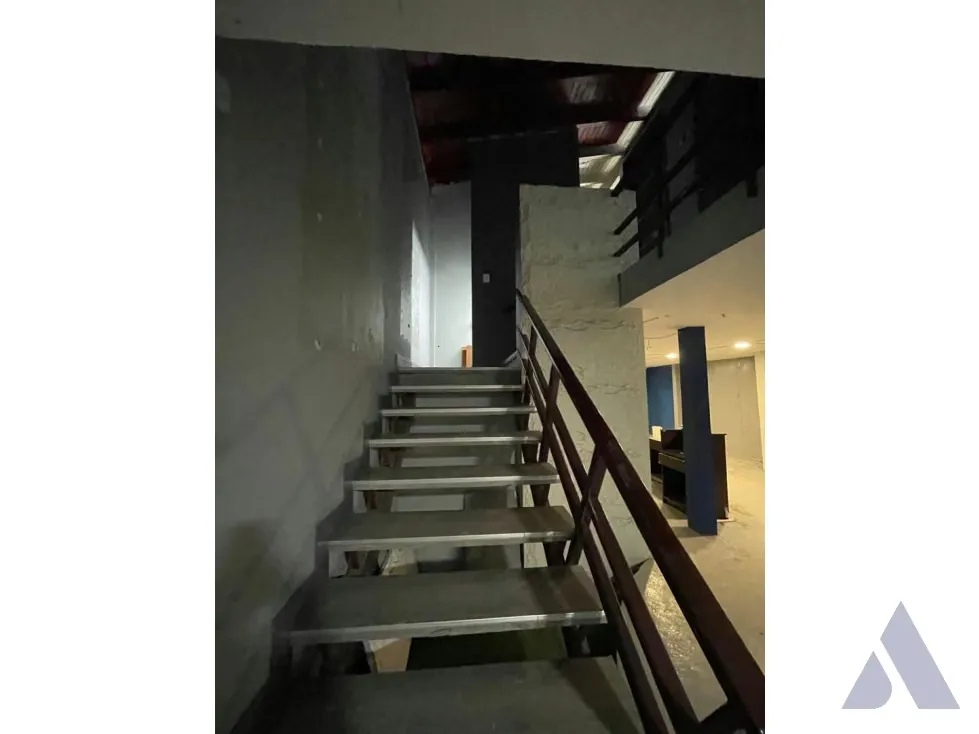 Vendo casa comercial 350m2 Chuao 0097 - 22