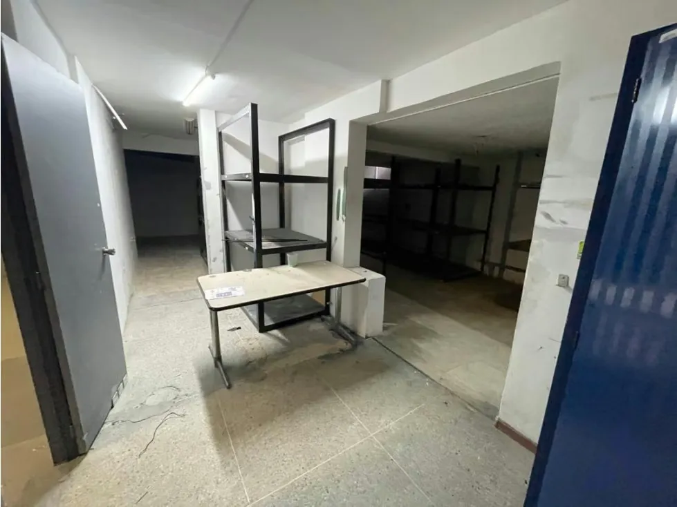 Vendo casa comercial 350m2 Chuao 0097 - 23