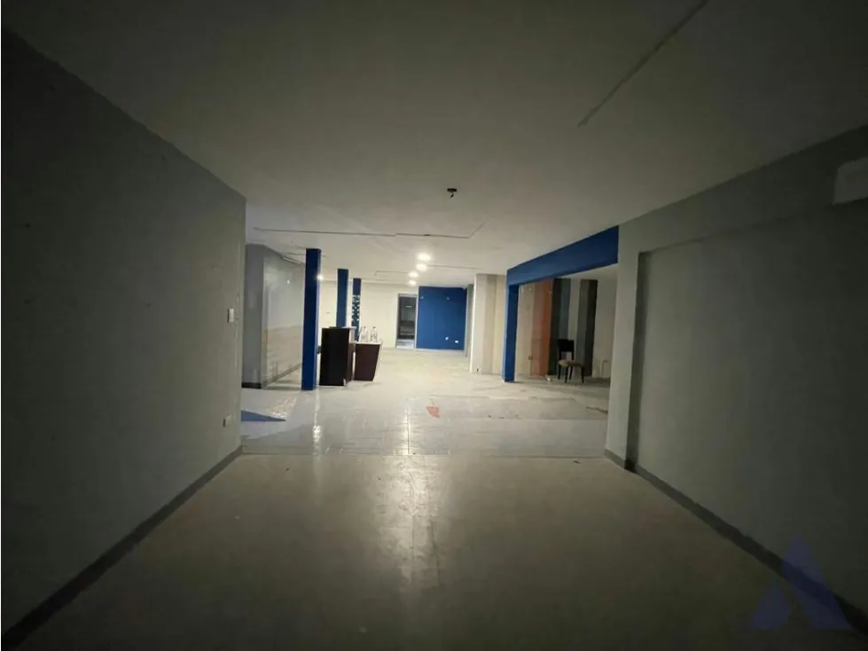 Vendo casa comercial 350m2 Chuao 0097 - 8