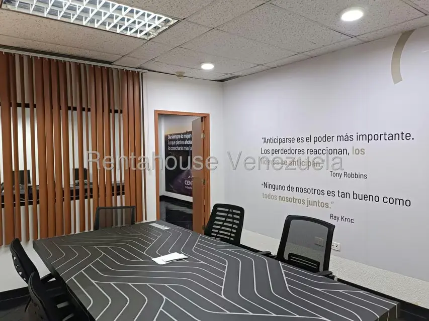 Oficina en Venta en Parroquia La Candelaria, Distrito Metropolitano - 2