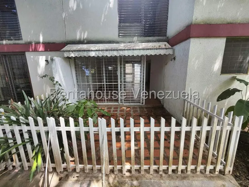 Anexo (1 Nivel) en Alquiler en Prados del Este, Distrito Metropolitano - 2