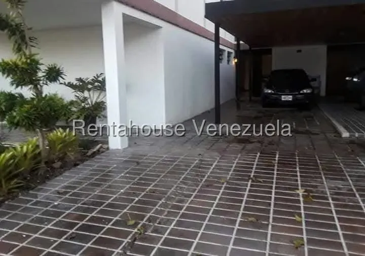 Anexo (1 Nivel) en Alquiler en Prados del Este, Distrito Metropolitano - 17