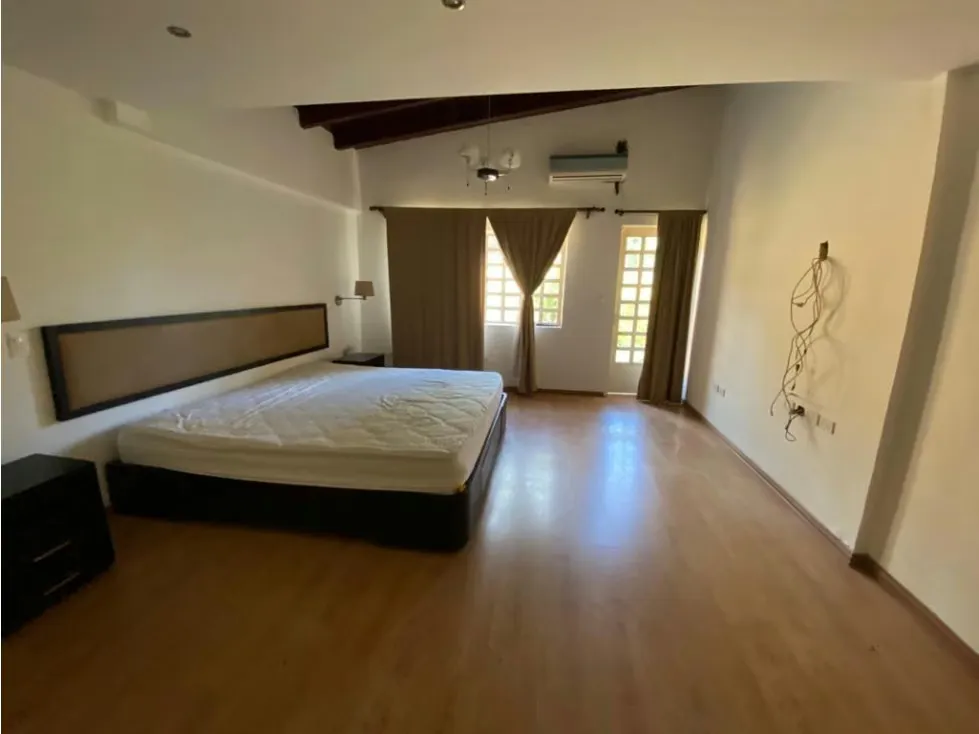 Vendo casa 500mts2 4h+s/4.5b+s/6p Las Marías 0053 - 10