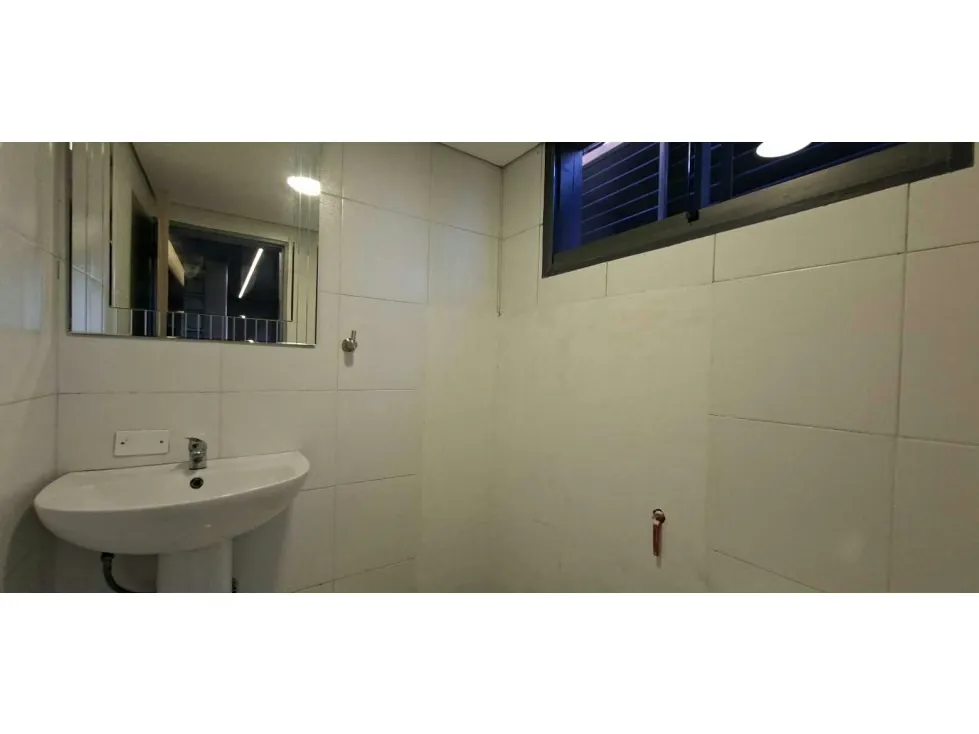 Se alquila oficina 50m2 La Castellana 1456 - 14