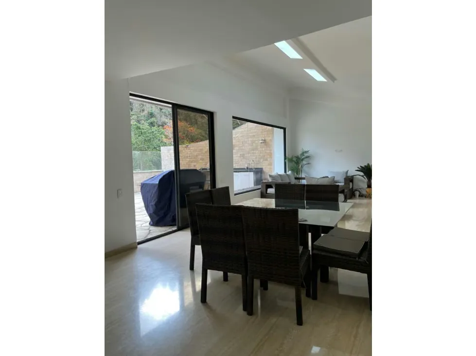 Alquilo apartamento 430m2 La Lagunita 2714 - 21