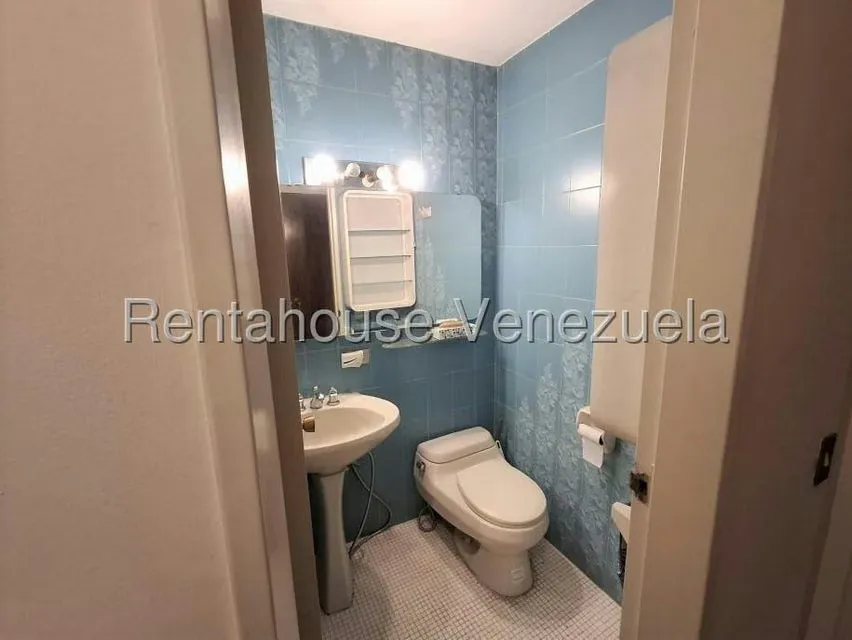 Apartamento (1 Nivel) en Venta en La Florida, Distrito Metropolitano - 15