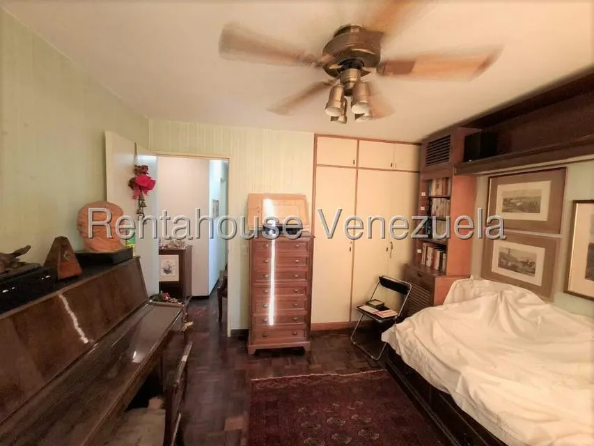 Apartamento (1 Nivel) en Venta en La Florida, Distrito Metropolitano - 20