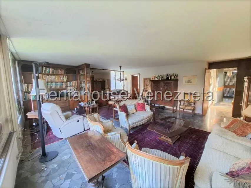 Apartamento (1 Nivel) en Venta en La Florida, Distrito Metropolitano - 10