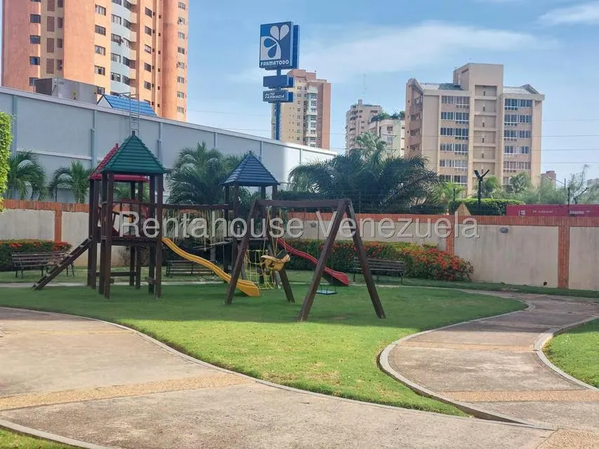 Apartamento (1 Nivel) en Alquiler en Avenida Bella Vista, Zulia - 18