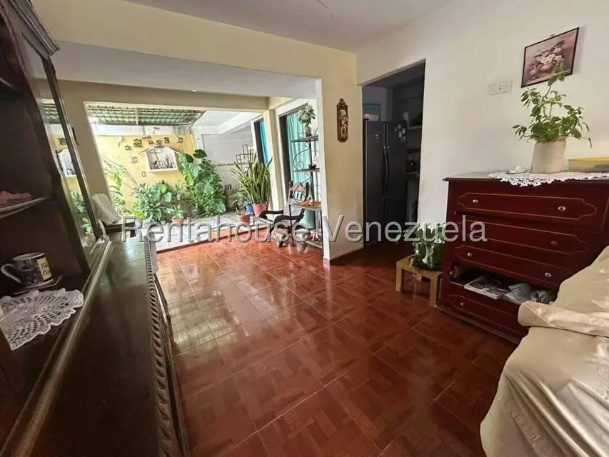 Casa (1 Nivel) en Venta en Centro, Lara - 18