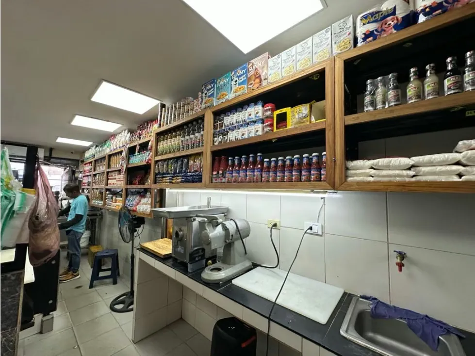 FONDO DE COMERCIO EN VENTA - CHARCUTERIA CARNICERIA BODEGA - 6