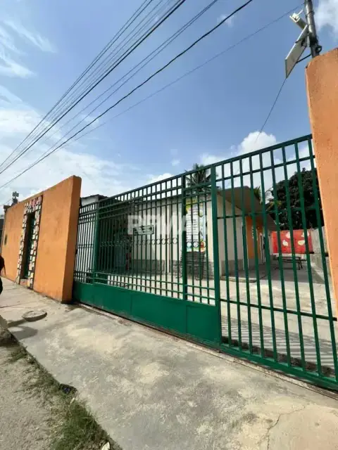 ALQUILER CASA COMERCIAL UBICADO EN EL CERCADO, BARQUISIMETO