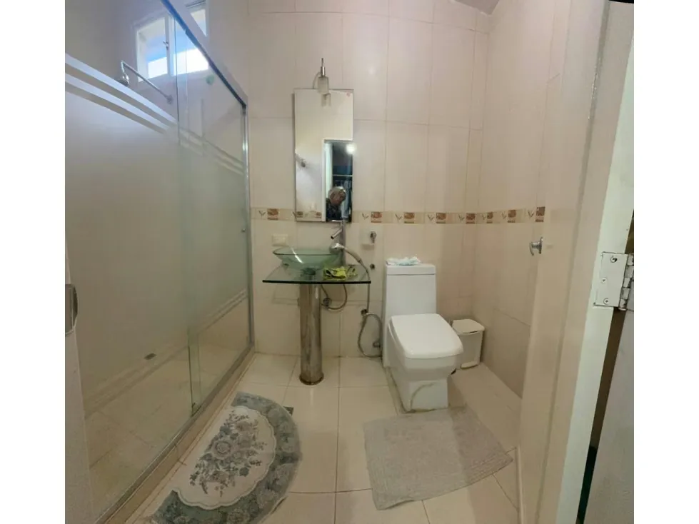 Se VENDE Casa de 500m²C.-6H+6.5B+7P+Trz.-Cumbres de Curumo-RC - 25