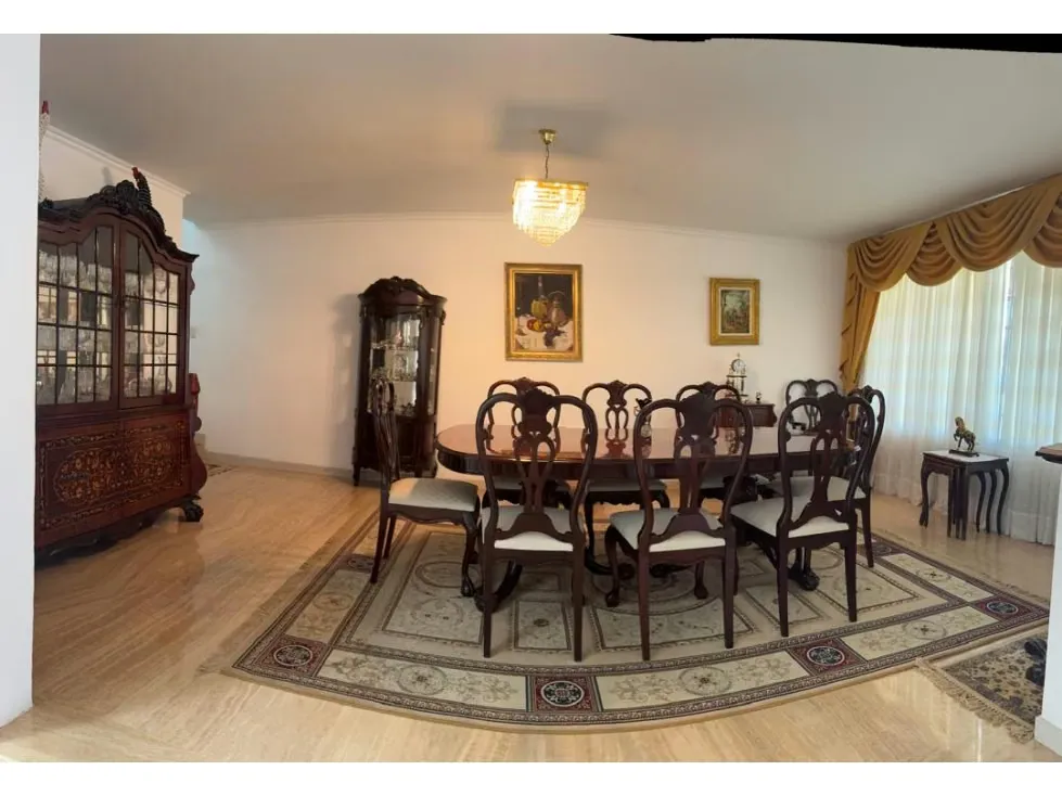 Se VENDE Casa de 500m²C.-6H+6.5B+7P+Trz.-Cumbres de Curumo-RC - 4