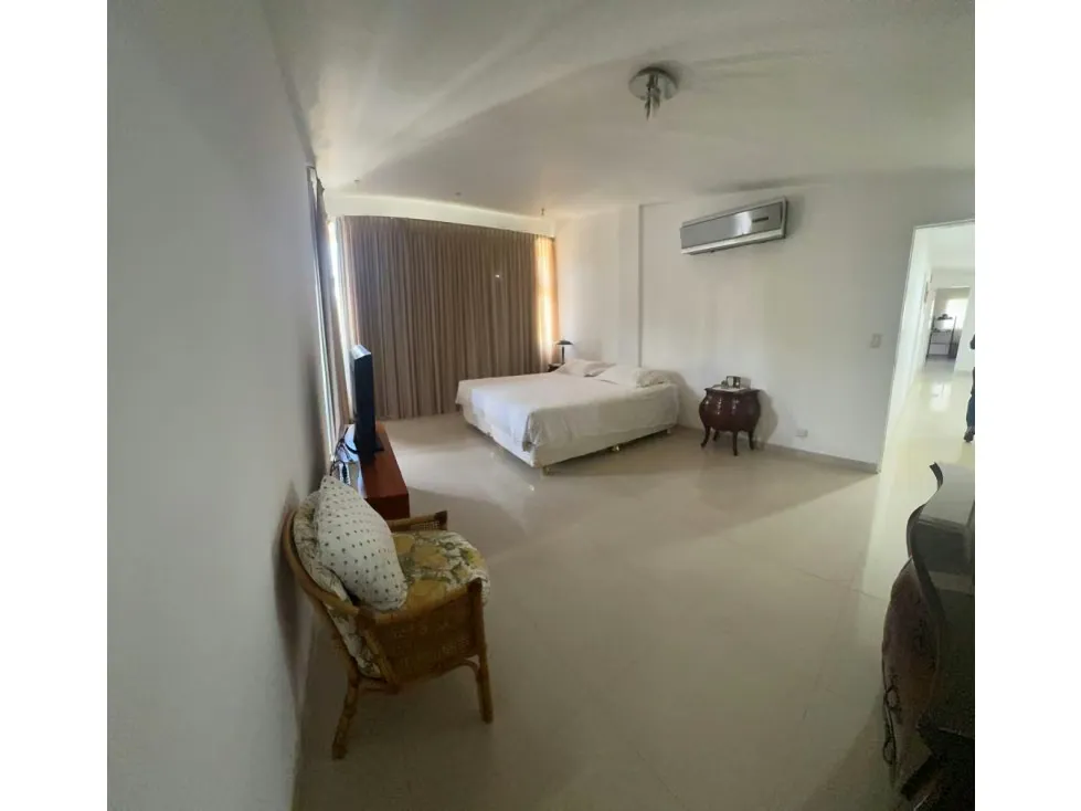 Se VENDE Casa de 500m²C.-6H+6.5B+7P+Trz.-Cumbres de Curumo-RC - 34