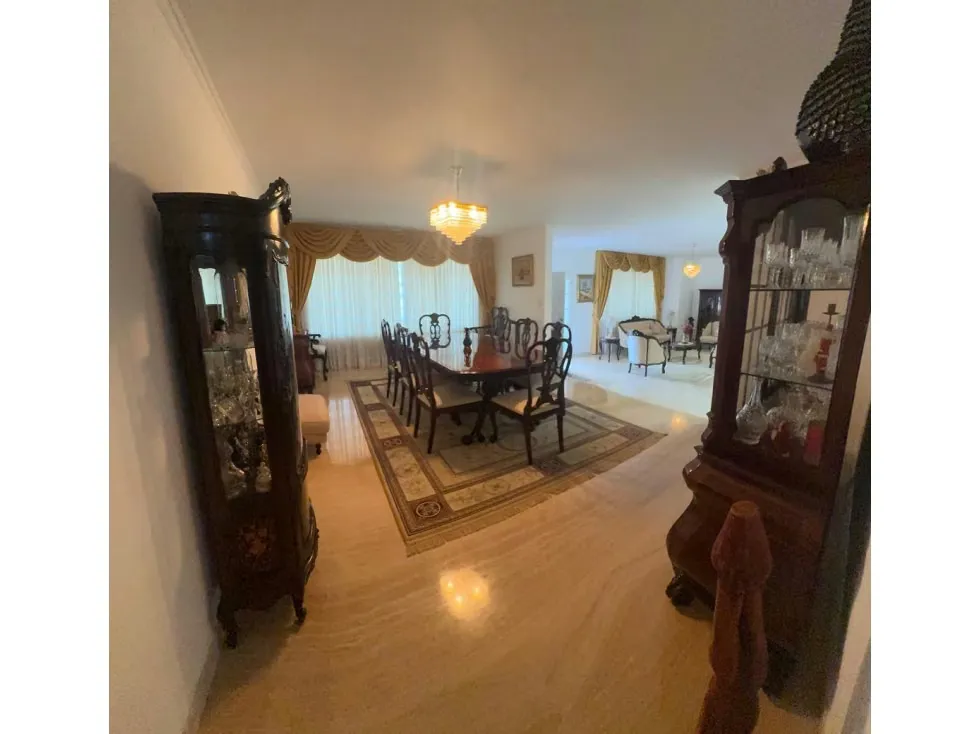 Se VENDE Casa de 500m²C.-6H+6.5B+7P+Trz.-Cumbres de Curumo-RC - 7