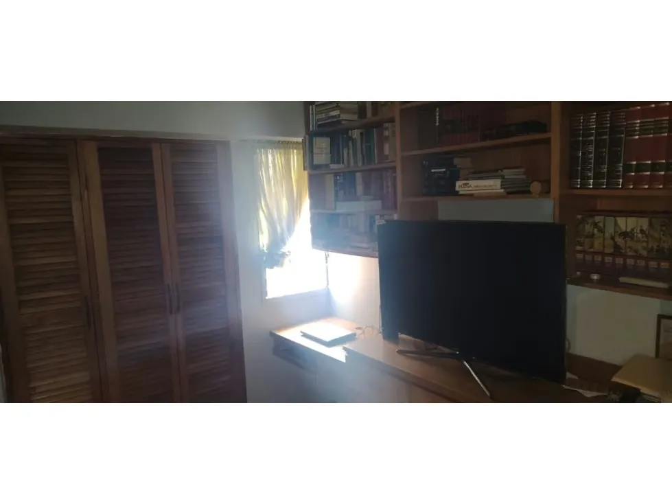 Apartamento en Venta en la urbanización Paraíso Caracas - 5