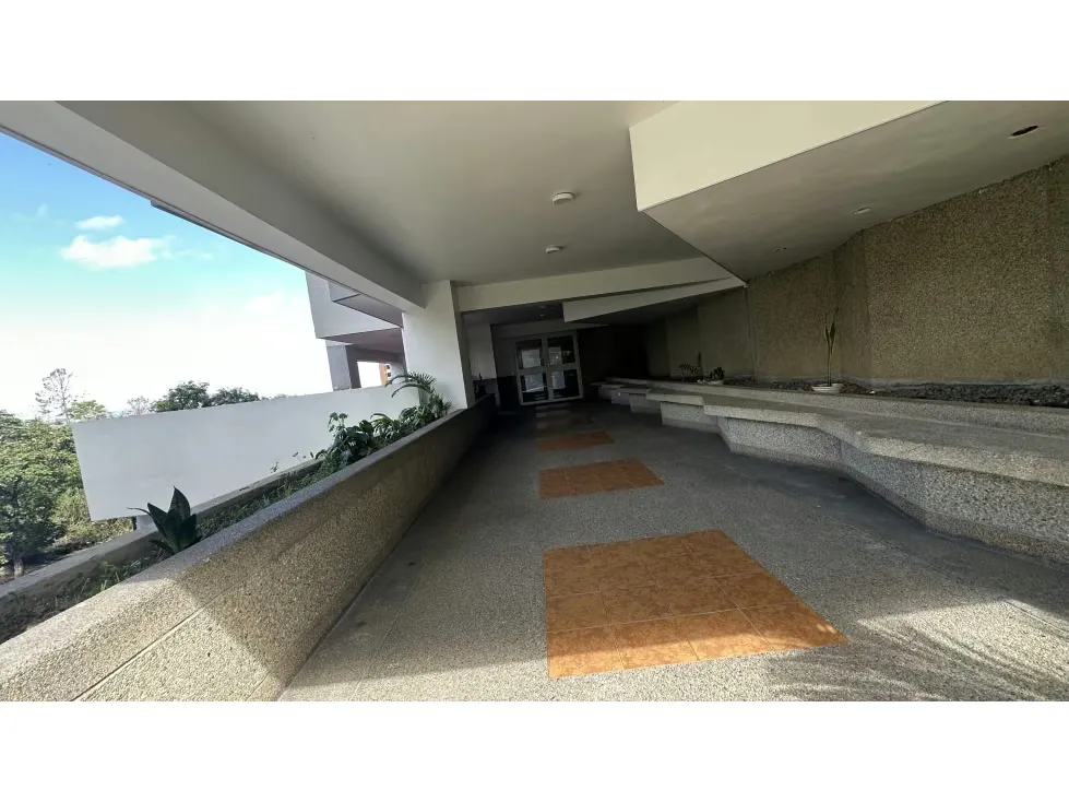 Alquiler PH Duplex actualizado en Lomas del Ávila - 2