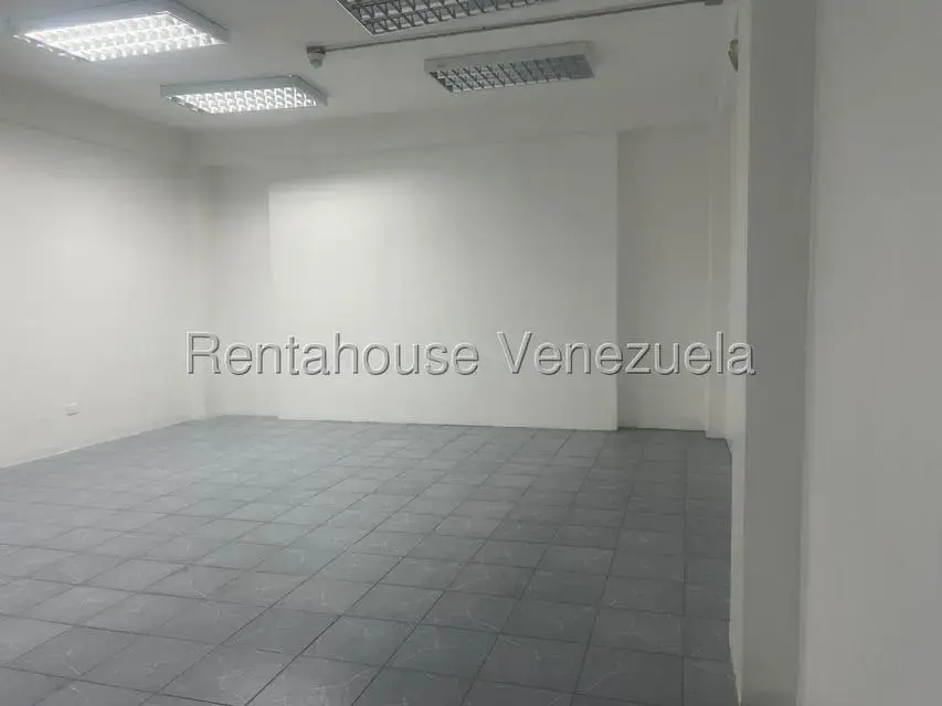 Oficina en Venta en Baruta, Distrito Metropolitano - 3