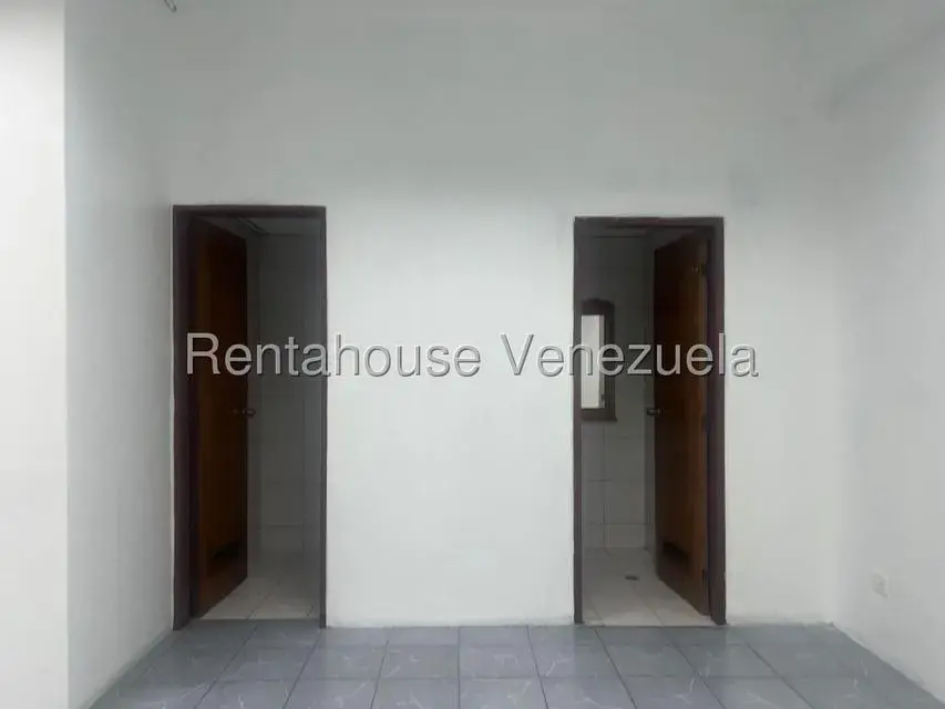 Oficina en Venta en Baruta, Distrito Metropolitano - 8