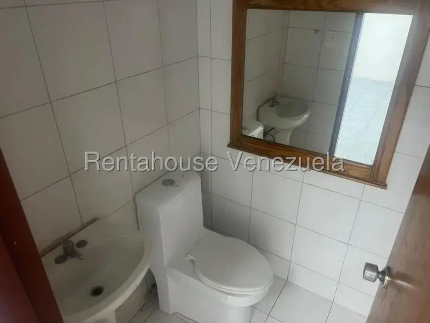 Oficina en Venta en Baruta, Distrito Metropolitano - 9