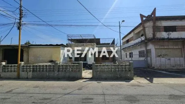 Casa Comercial Avenida Branger cerca de Coninca - Zona de Alto Tráfico