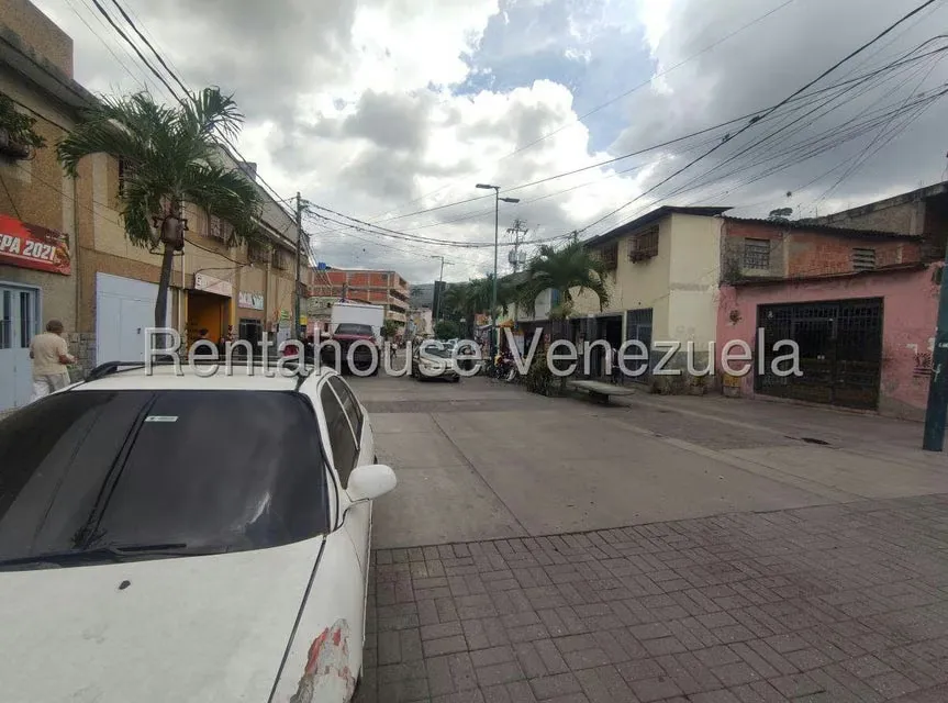 Local Comercial en Alquiler en Antimano, Distrito Metropolitano - 20