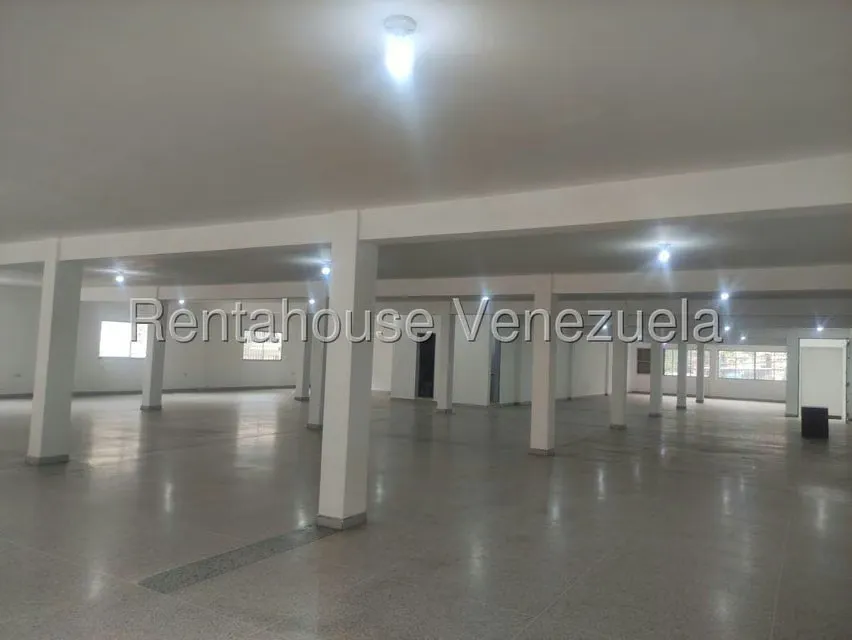 Local Comercial en Alquiler en Antimano, Distrito Metropolitano - 5