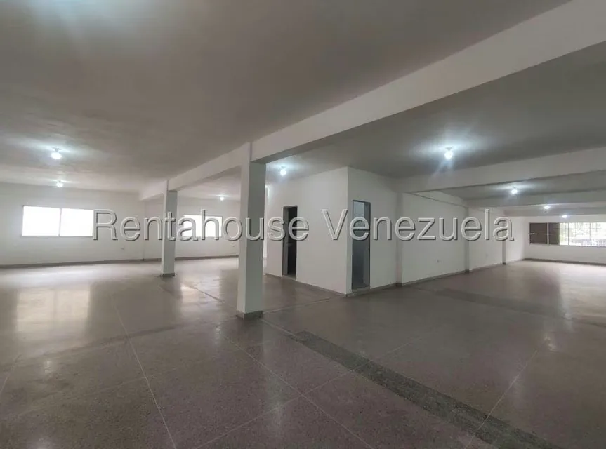 Local Comercial en Alquiler en Antimano, Distrito Metropolitano - 7